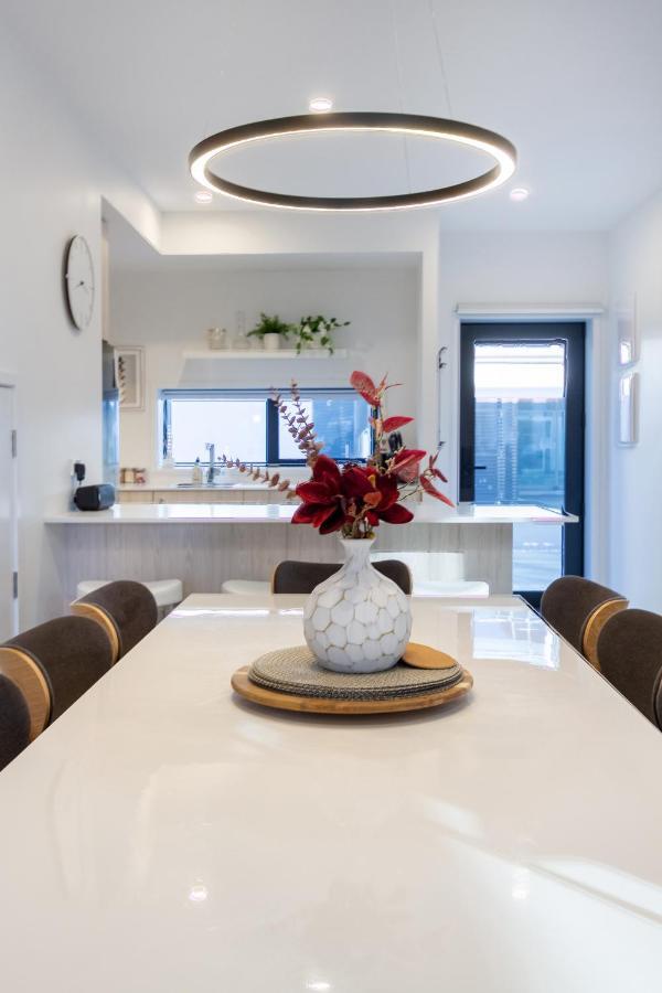 Walk To Riverside Market 4 Bed 4 Bath With Car Park Apartamento