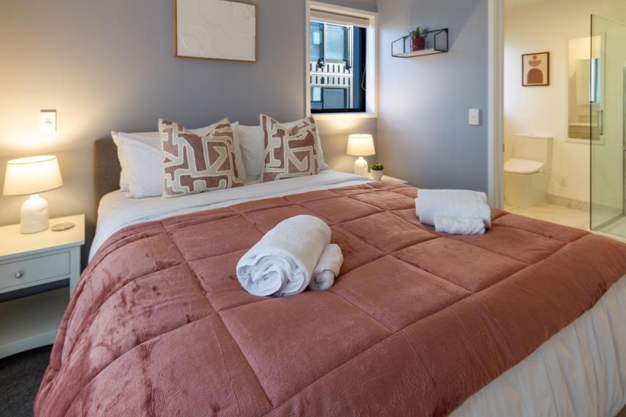 Walk To Riverside Market 4 Bed 4 Bath With Car Park Apartamento